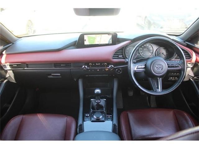 MAZDA 3 FASTBACK 2020 Image 31