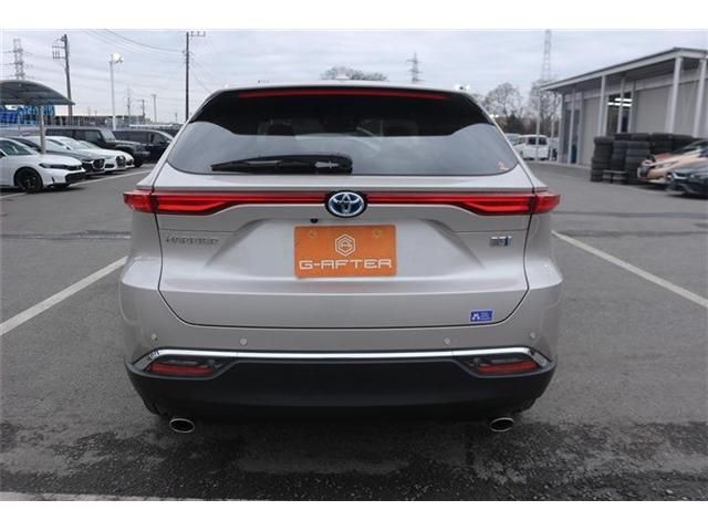 TOYOTA HARRIER HYBRID 2023 Image 31