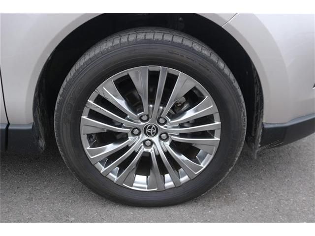 TOYOTA HARRIER HYBRID 2023 Image 31