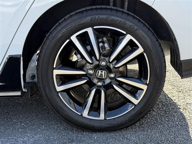 HONDA FIT E:HEV 2025 Image 31