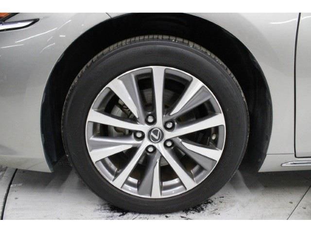 TOYOTA LEXUS ES300H 2020 Image 31