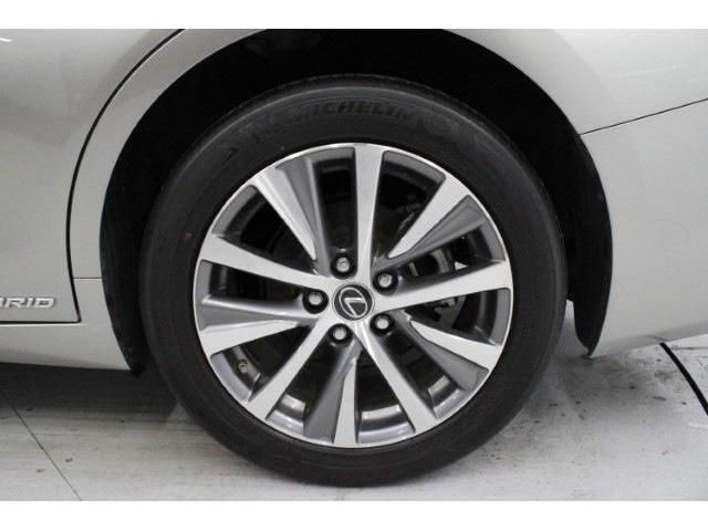 TOYOTA LEXUS ES300H 2020 Image 31