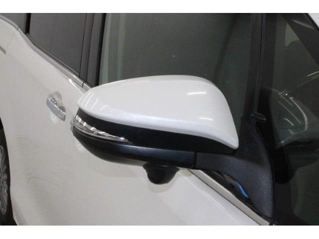 TOYOTA ESQUIRE HYBRID 2015 Image 31