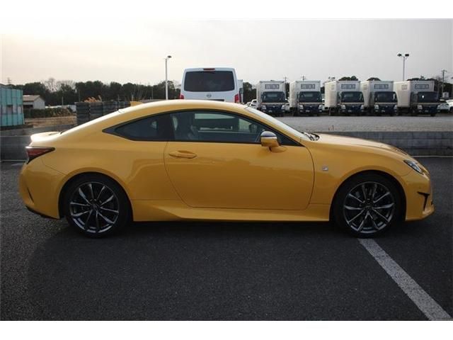 TOYOTA LEXUS RC300 2019 Image 31