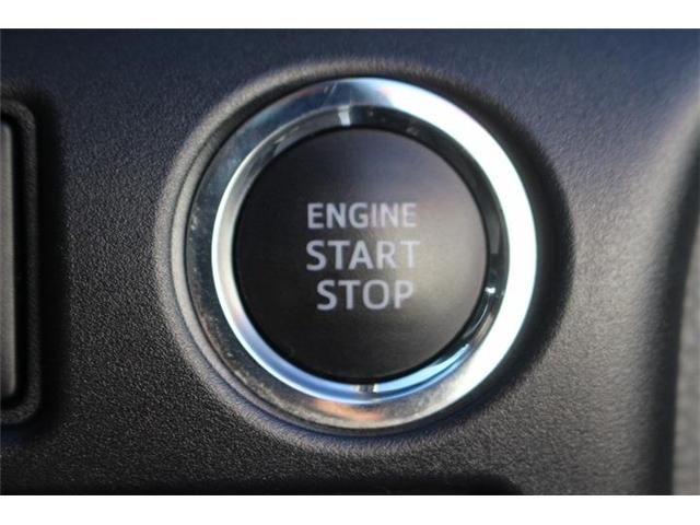 TOYOTA NOAH 2017 Image 31