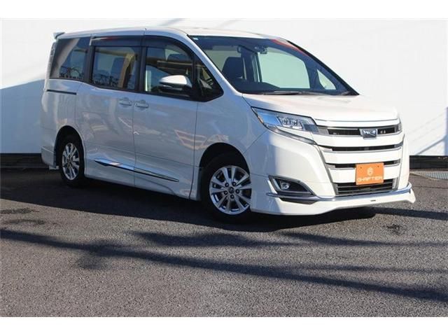TOYOTA NOAH 2017 Image 31