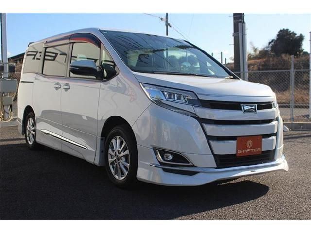 TOYOTA NOAH 2017 Image 31