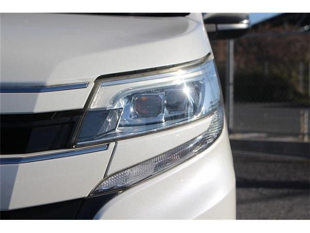 TOYOTA NOAH 2017 Image 31