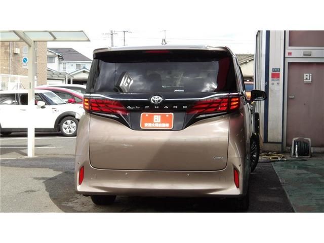 TOYOTA ALPHARD HYBRID 2024 Image 31