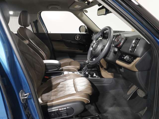 BMW MINI COOPER SD C 2019 Image 31