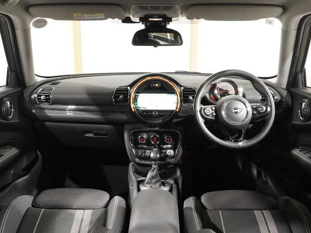 BMW MINI COOPER SD C 2019 Image 31