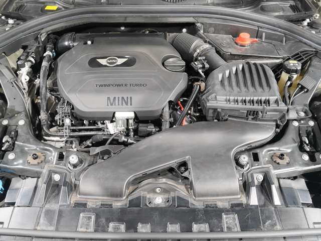 BMW MINI COOPER SD C 2019 Image 31