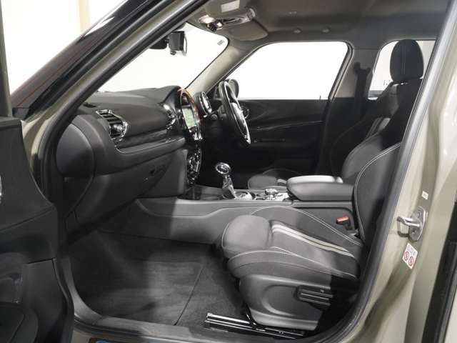 BMW MINI COOPER SD C 2019 Image 31