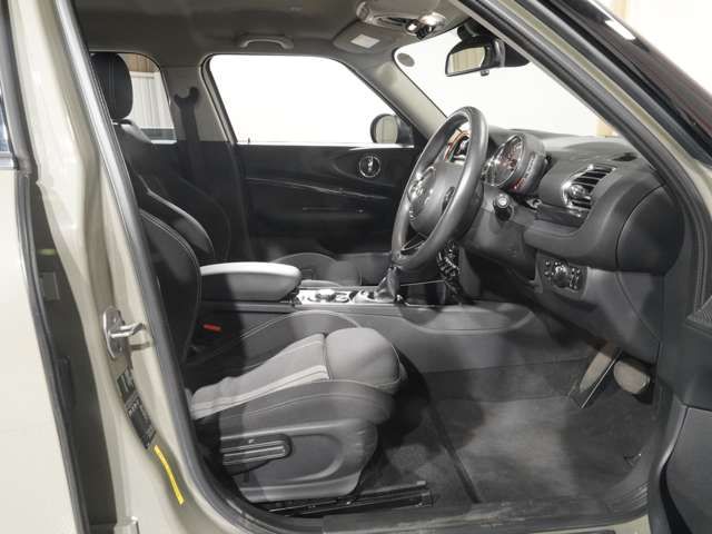 BMW MINI COOPER SD C 2019 Image 31