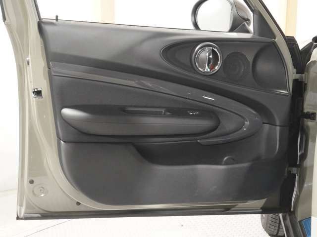 BMW MINI COOPER SD C 2019 Image 31