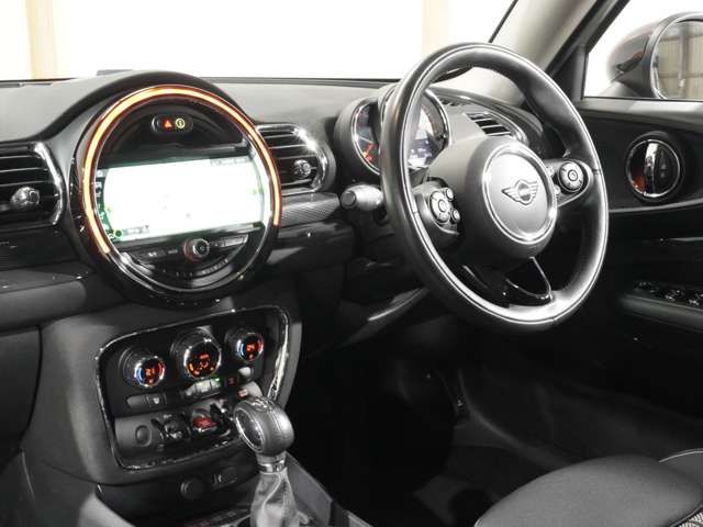 BMW MINI COOPER SD C 2019 Image 31