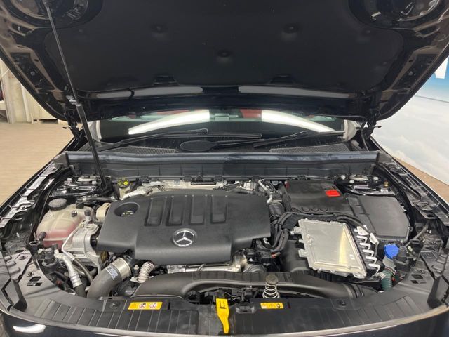 MERCEDES BENZ GLB 2022 Image 31