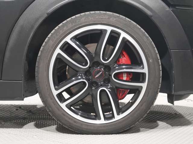 BMW MINI CROSSOVER 2017 Image 31