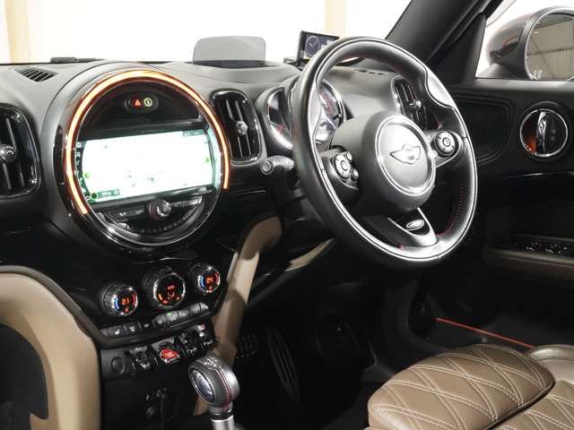 BMW MINI CROSSOVER 2017 Image 31