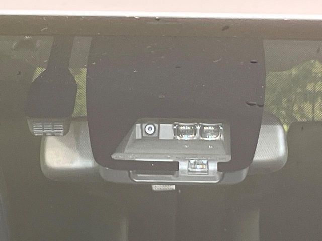 TOYOTA NOAH HYBRID 2021 Image 31