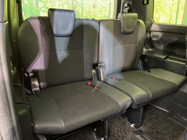 TOYOTA NOAH HYBRID 2021 Image 31