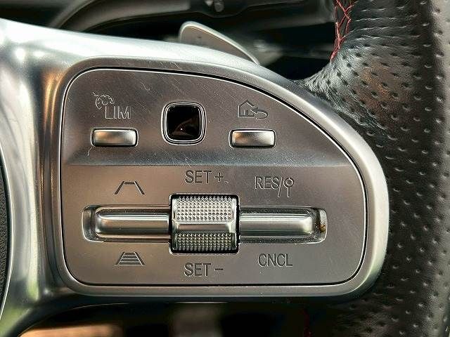 MERCEDES BENZ A CLAS 2019 Image 31