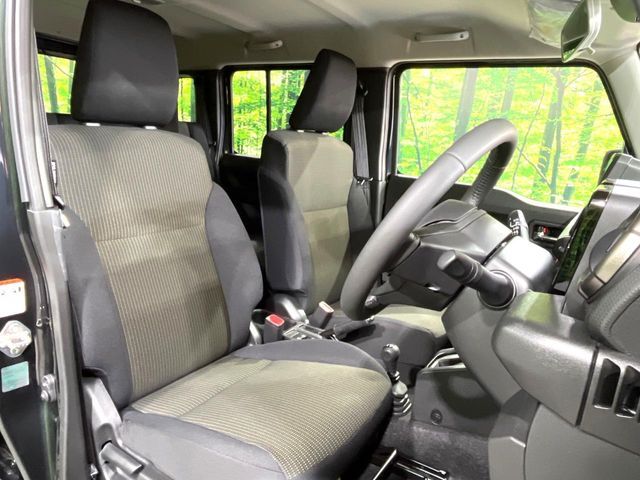 SUZUKI JIMNY NOMADE 2025 Image 31