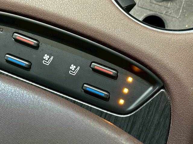 TOYOTA HARRIER HYBRID 2022 Image 31