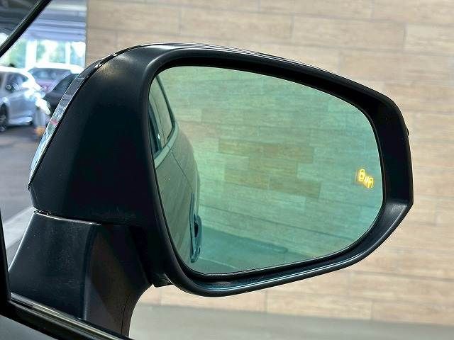 TOYOTA HARRIER HYBRID 2022 Image 31