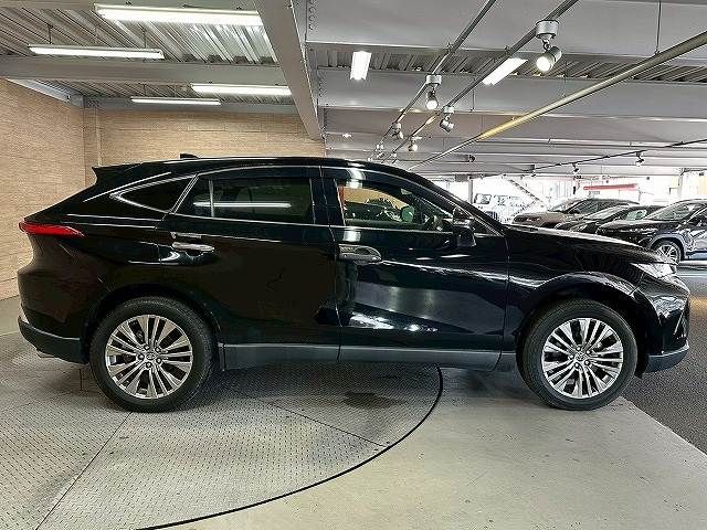 TOYOTA HARRIER HYBRID 2022 Image 31