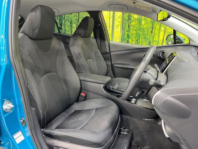 TOYOTA PRIUS PHV 2021 Image 31