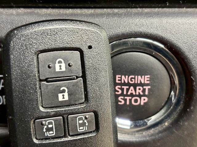 TOYOTA NOAH 2019 Image 31