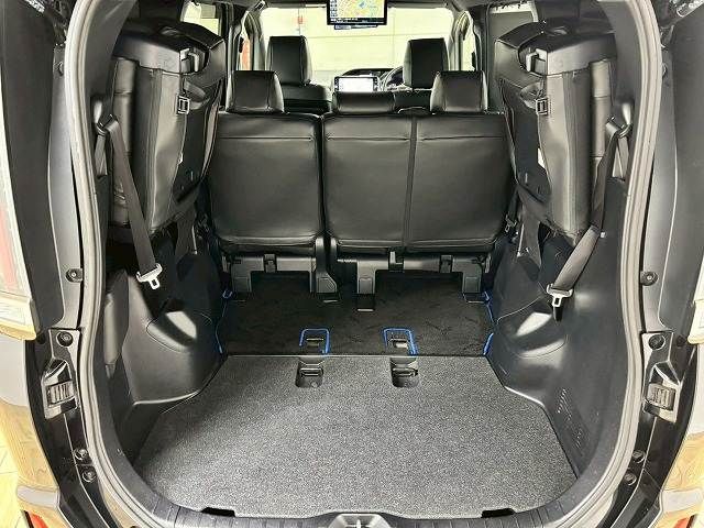 TOYOTA NOAH 2019 Image 31