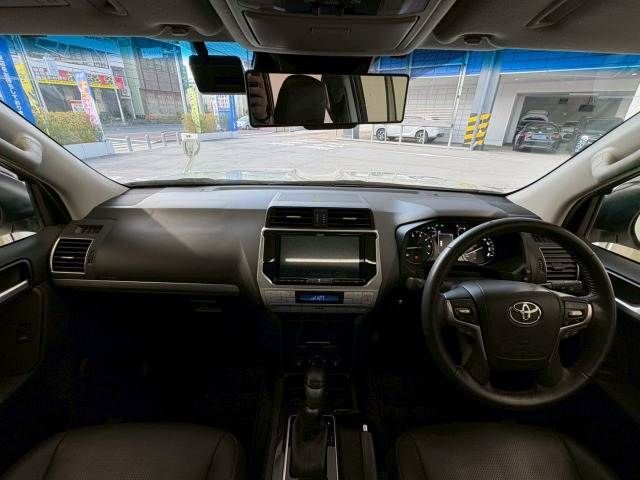 TOYOTA LANDCRUISER PRADO 2020 Image 31