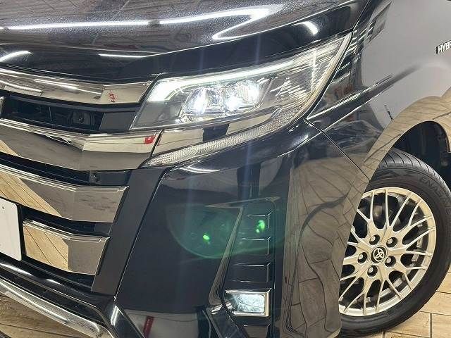 TOYOTA NOAH HYBRID 2020 Image 31