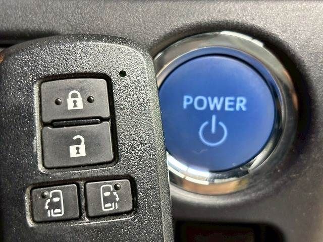 TOYOTA NOAH HYBRID 2020 Image 31