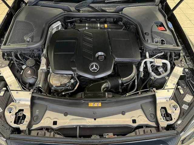 MERCEDES BENZ E CLAS 2021 Image 31