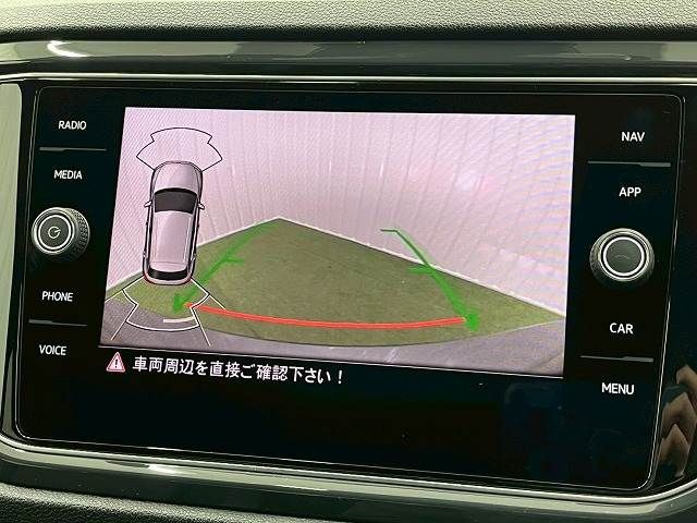 VOLKSWAGEN T-ROC 2020 Image 31