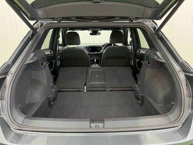 VOLKSWAGEN T-ROC 2020 Image 31