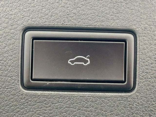 VOLKSWAGEN PASSAT VA 2018 Image 31