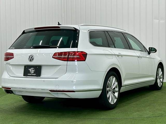 VOLKSWAGEN PASSAT VA 2018 Image 31