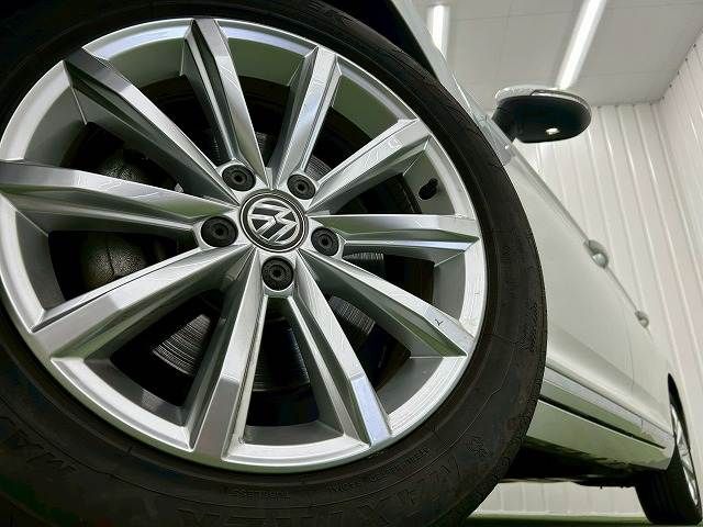 VOLKSWAGEN PASSAT VA 2018 Image 31