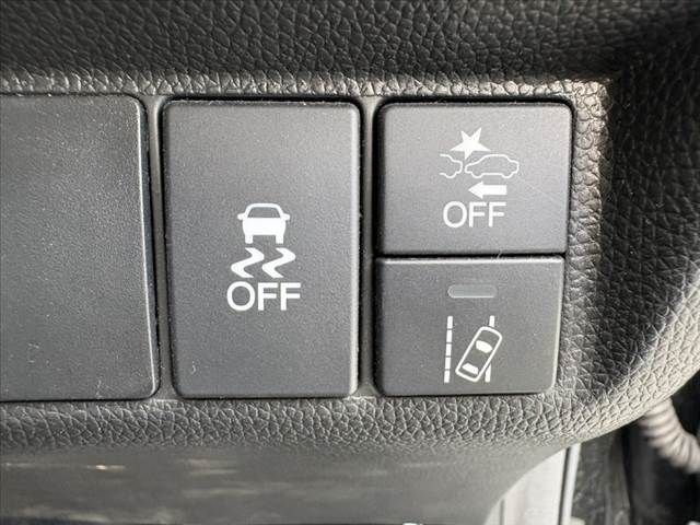 HONDA FIT 2018 Image 31