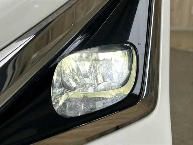 TOYOTA VELLFIRE  HYBRID 4WD 2019 Image 31