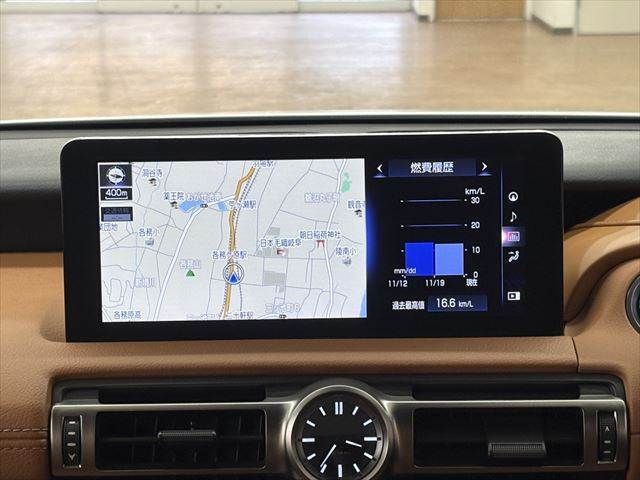 TOYOTA LEXUS IS300H 2020 Image 31