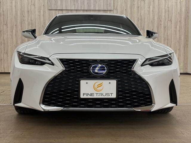 TOYOTA LEXUS IS300H 2020 Image 31