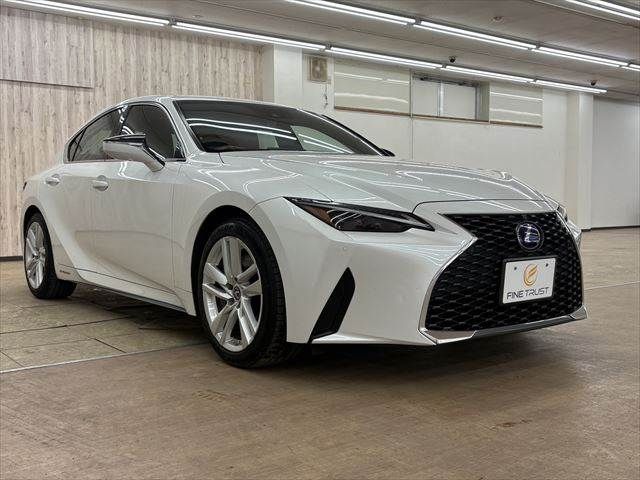TOYOTA LEXUS IS300H 2020 Image 31