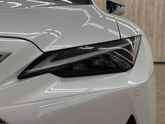 TOYOTA LEXUS IS300H 2020 Image 31