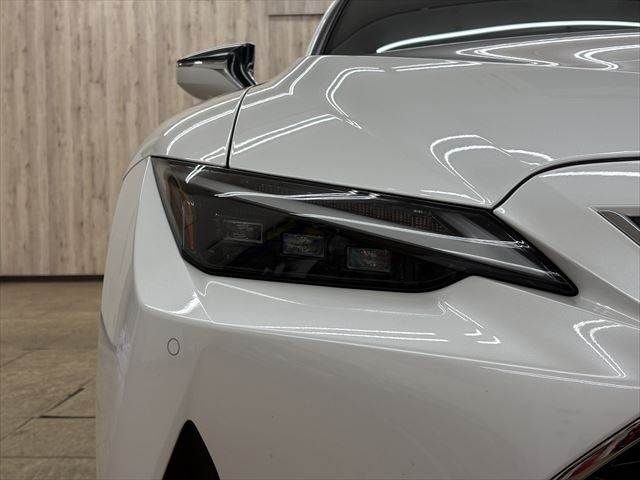 TOYOTA LEXUS IS300H 2020 Image 31