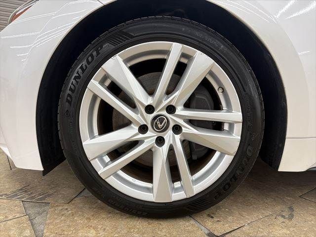 TOYOTA LEXUS IS300H 2020 Image 31